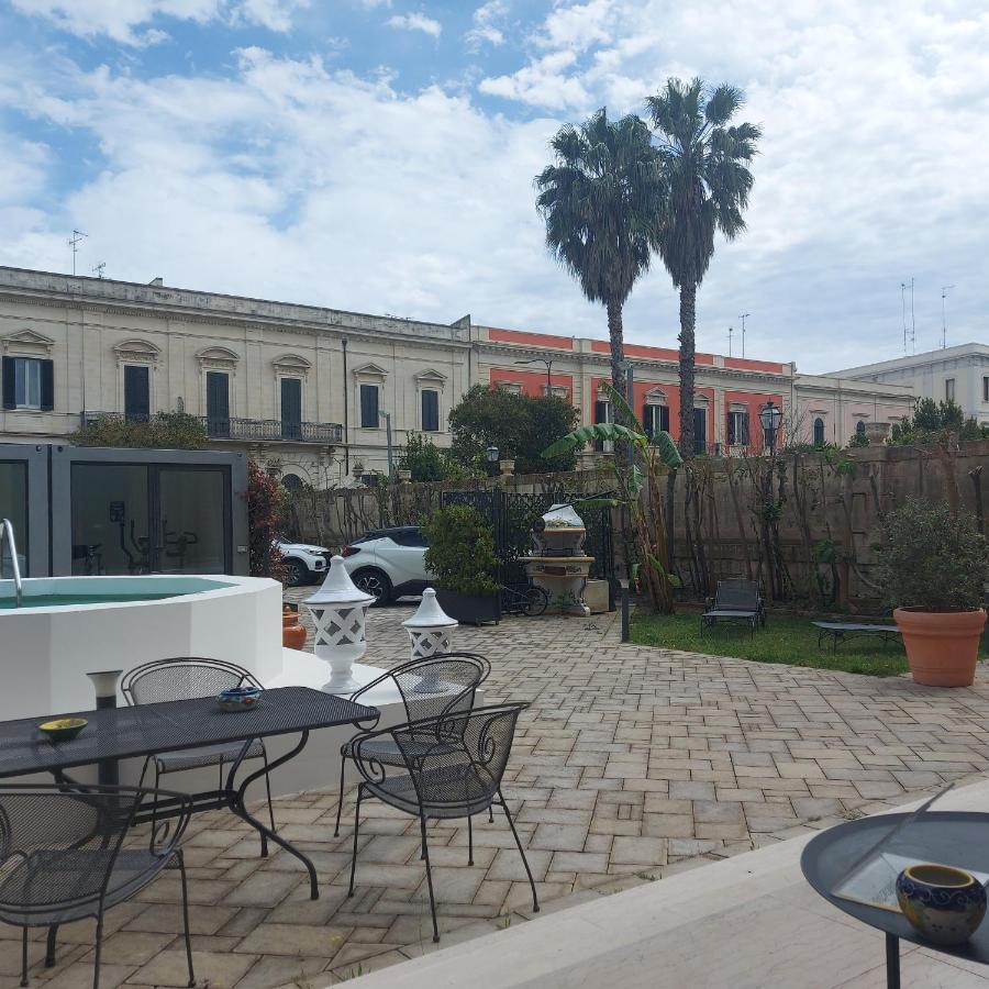 Dimora Charleston Lecce Parcheggio Privato In Loco Gratis Bed & Breakfast エクステリア 写真